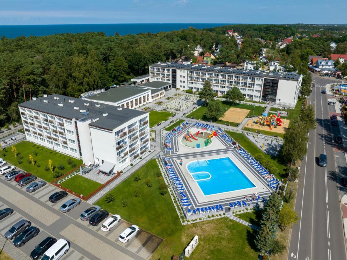Zem-Tourist Hotel Pustkowo Exterior photo
